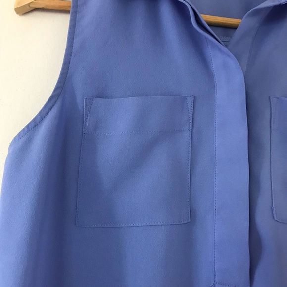 Ann Taylor Non Sleeve Summer Top in size XS - Picture 2 of 8